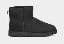 Load image into Gallery viewer, Ugg - Men Classic Mini (Black) - Clique Apparel