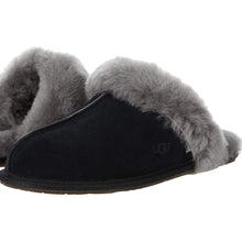 Load image into Gallery viewer, Ugg - Women Scuffette II (Blk/Gry) - Clique Apparel