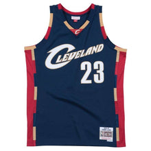 Load image into Gallery viewer, Swingman Jersey Cleveland Cavaliers Alternate 2008-09 Lebron James - Clique Apparel
